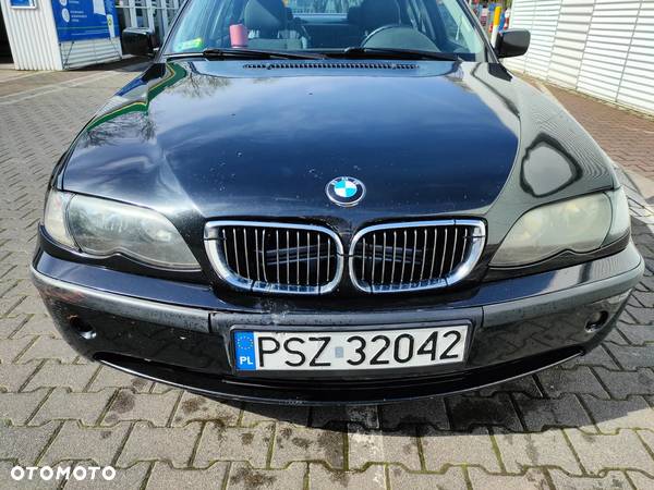 BMW Seria 3 318i - 4