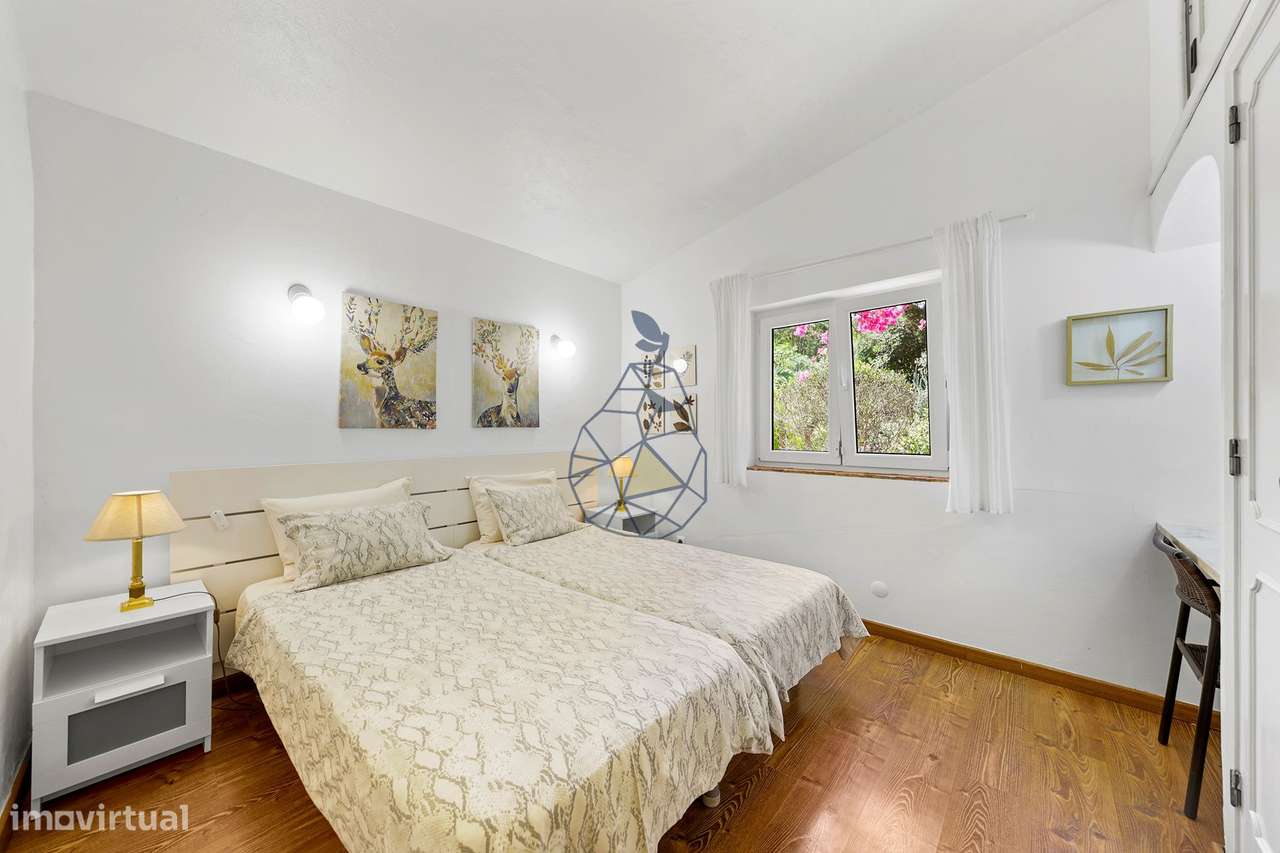 Moradia T3 com Piscina e Jardim + Anexo Urbanização Serra e Mar - Port-35