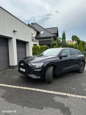 Audi Q8 55 TFSI mHEV Quattro Tiptronic - 2