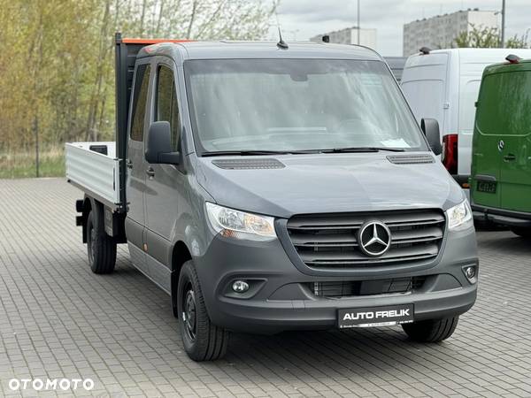 Mercedes-Benz Sprinter - 2