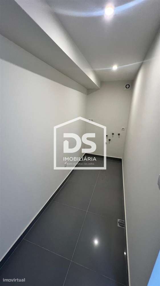 Apartamento T1 Venda em Leiria, Pousos, Barreira e Cortes,Leiria - Grande imagem: 2/6