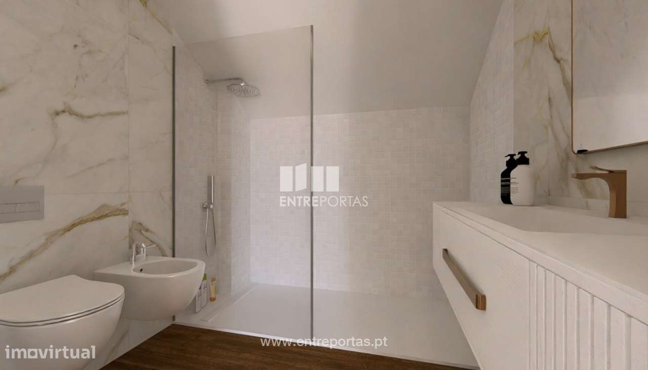 Venda de Andar Moradia T2 Remodelado, Meadela, Viana do Castelo - Grande imagem: 3/18