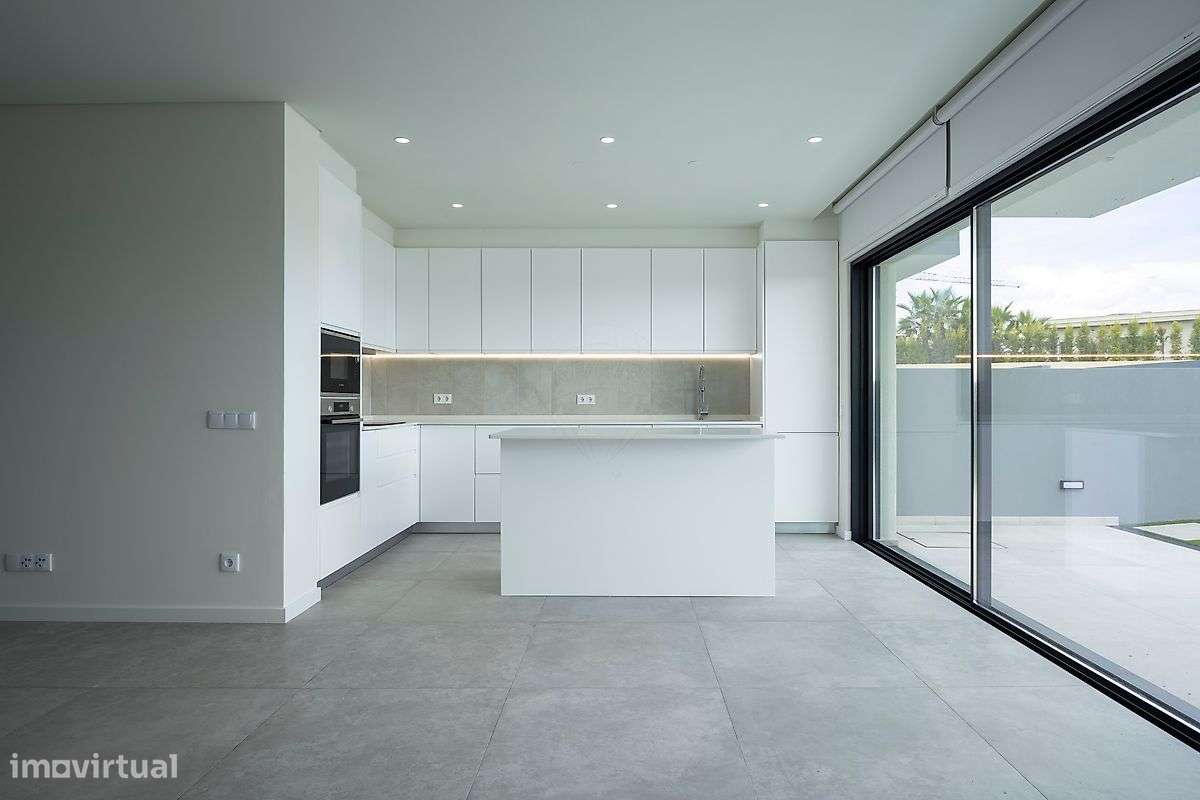 Moradia T4 para venda - Grande imagem: 3/38