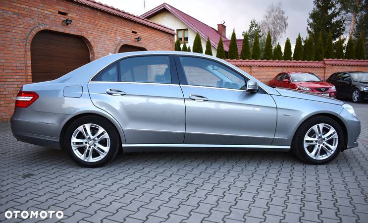 Mercedes-Benz Klasa E 250 CDI 4Matic 7G-TRONIC Avantgarde - 9