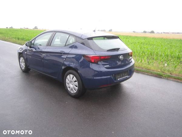 Opel Astra 1.4 Selection - 11