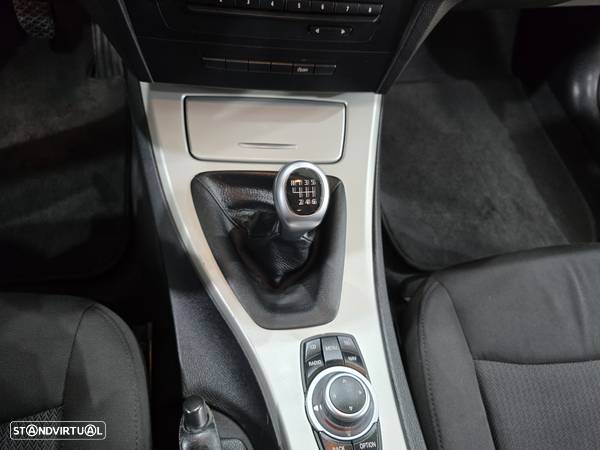 BMW 320 d Navigation - 13