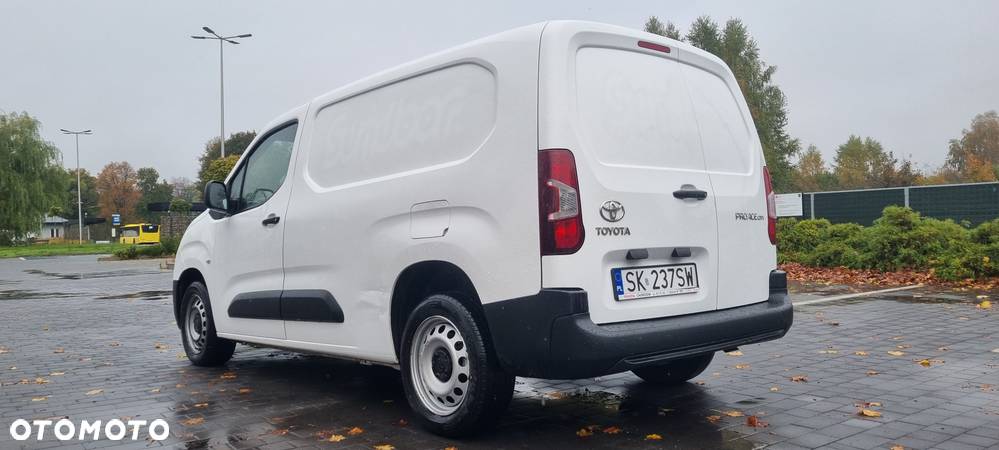 Toyota Proace city - 16