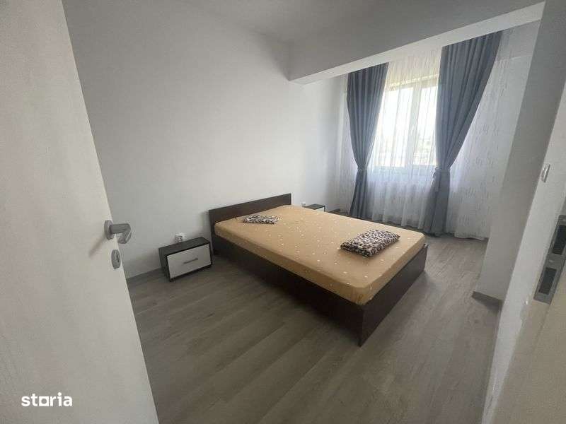 apartament 2 camere decomandat - Imagine principală: 5/8