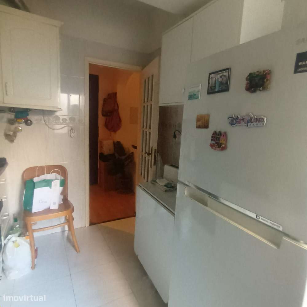 T2 com terraço no Bairro Rêgo em Lisboa-9