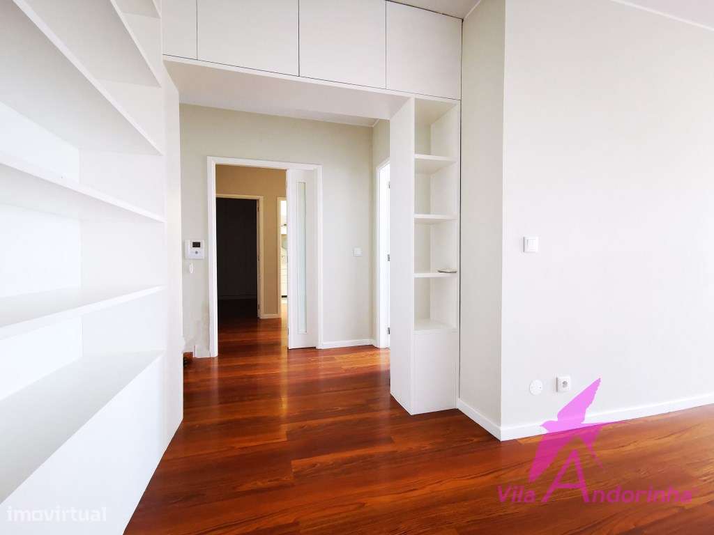 Apartamento T3 no centro da cidade com vista para o rio - Grande imagem: 5/25