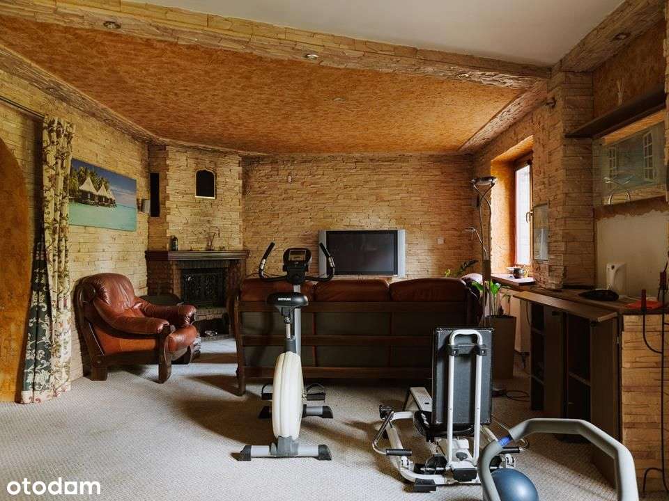 Urokliwy dom 270m2 na dużej działce 80 ar-4