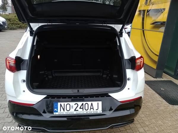 Opel Grandland X - 23