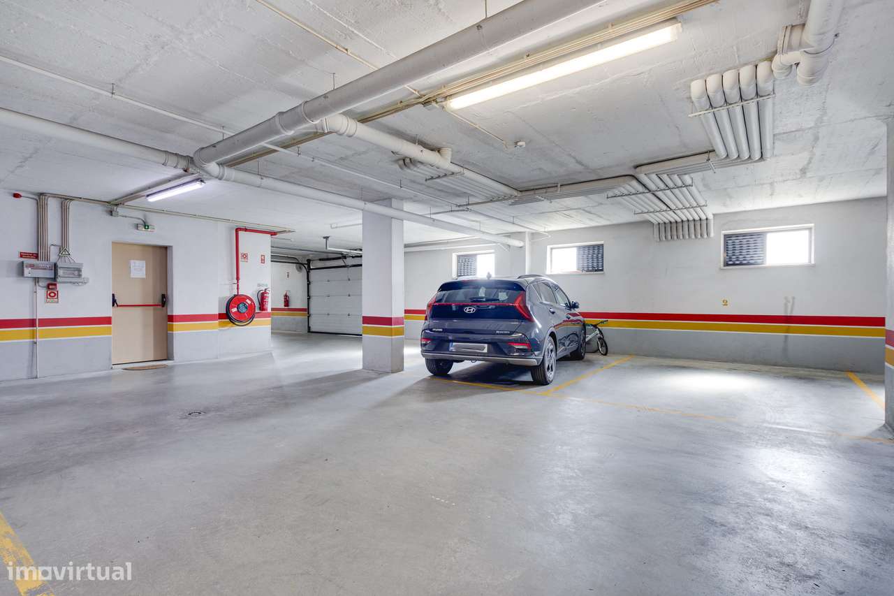 APARTAMENTO T2 | SUÍTE | LUGAR DE ESTACIONAMENTO | VIALONGA-29