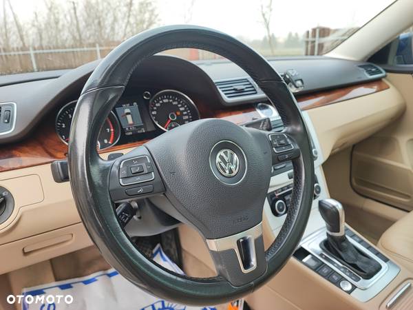 Volkswagen Passat 1.4 TSI BMT Highline R-Style DSG - 30