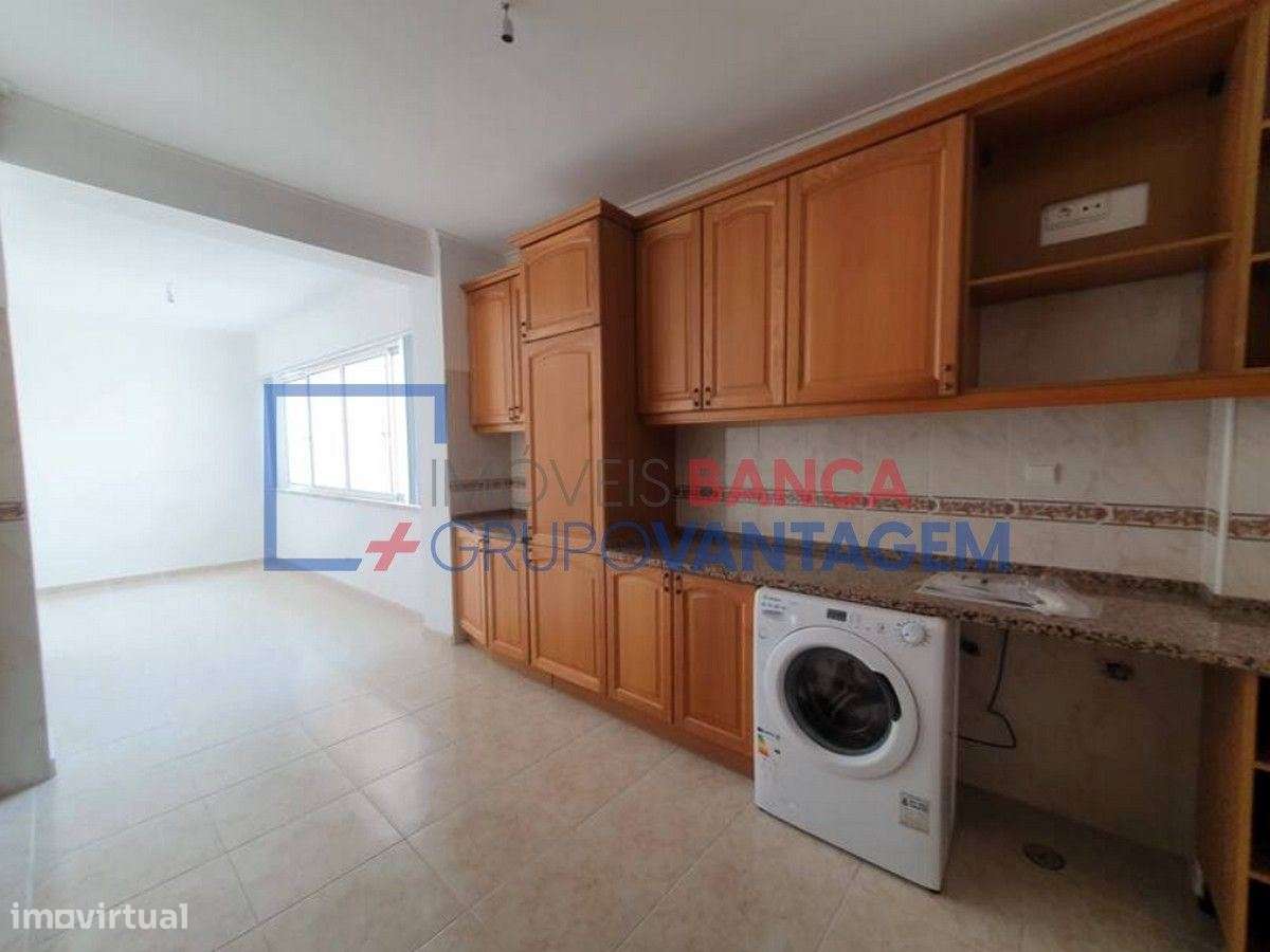 Apartamento T2 Setúbal - Grande imagem: 2/11