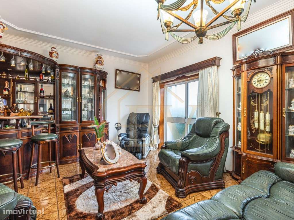 Moradia Bi-Familiar T5 | Vizela-9