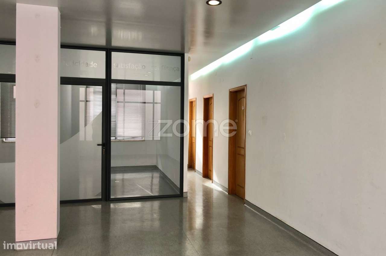 Escritório/loja no centro de Oeiras - Grande imagem: 5/15