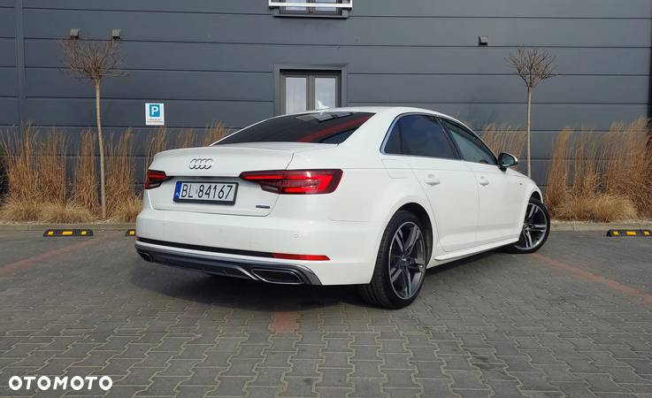 Audi A4 40 TDI Quattro S Line S tronic - 12