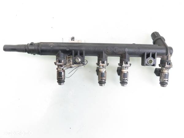 LISTWA WTRYSKOWA FIAT PANDA II 1.1 3219018301 - 4