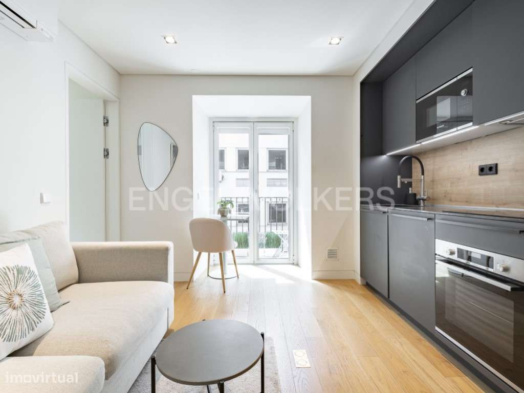 Charmoso T1 nas Janelas Verdes - Grande imagem: 2/25