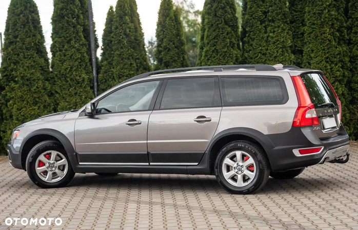 Volvo XC 70 2.4D AWD Summum - 10