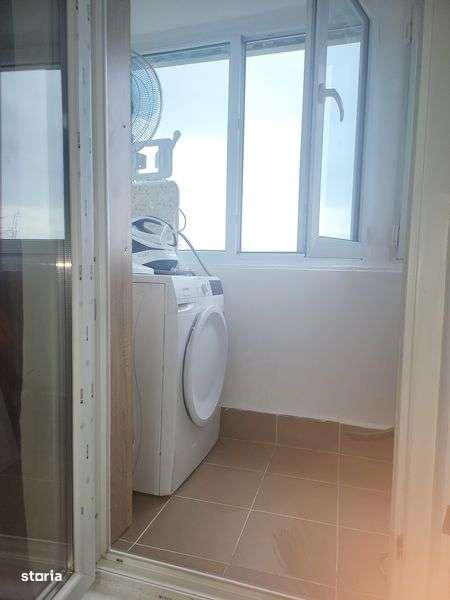 Vand apartament 2 camere zona Polux - Imagine principală: 5/8