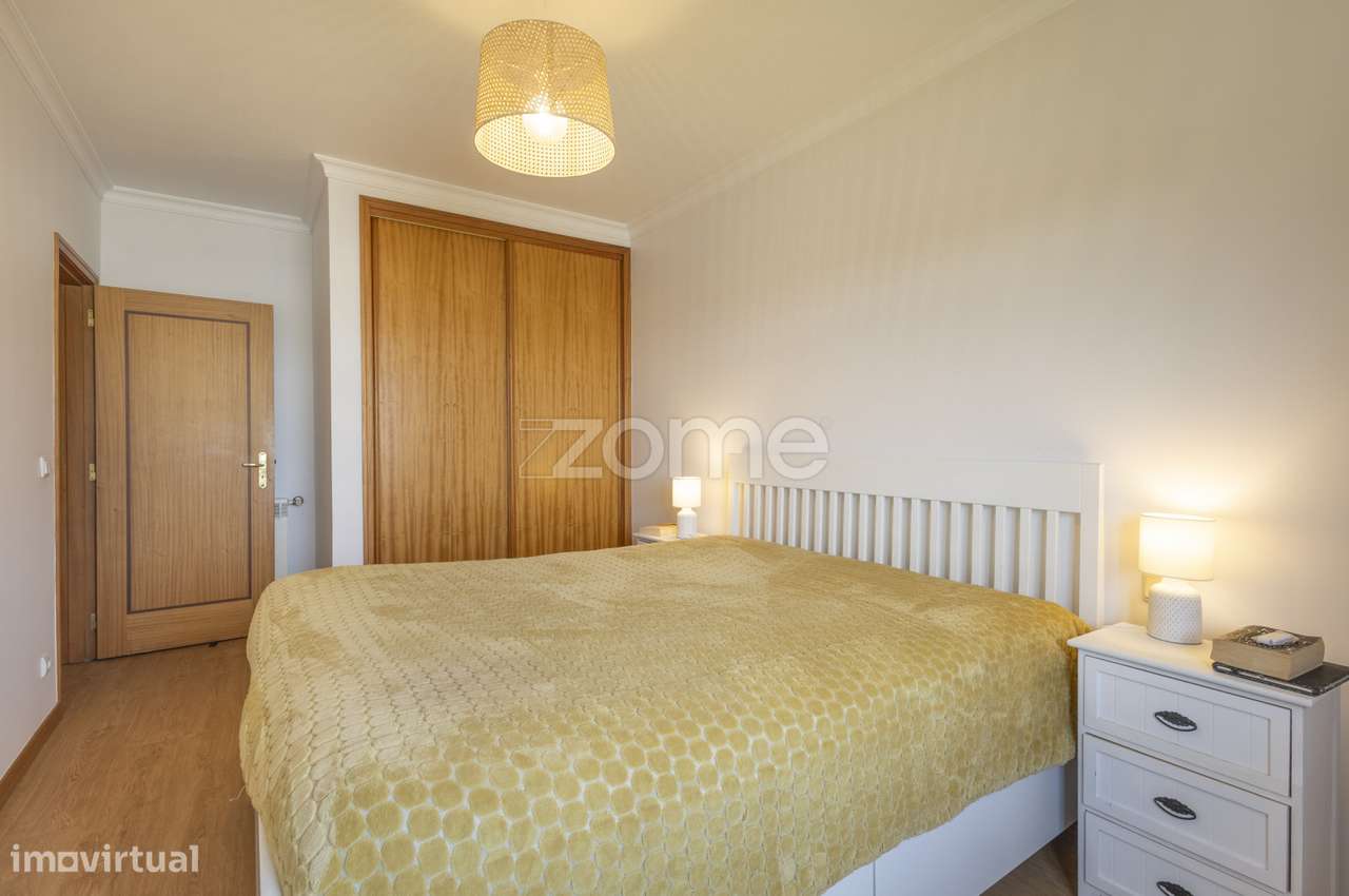 T1+1 com Garagem em Arcozelo - área de lazer privativa perto da pra... - Grande imagem: 4/33