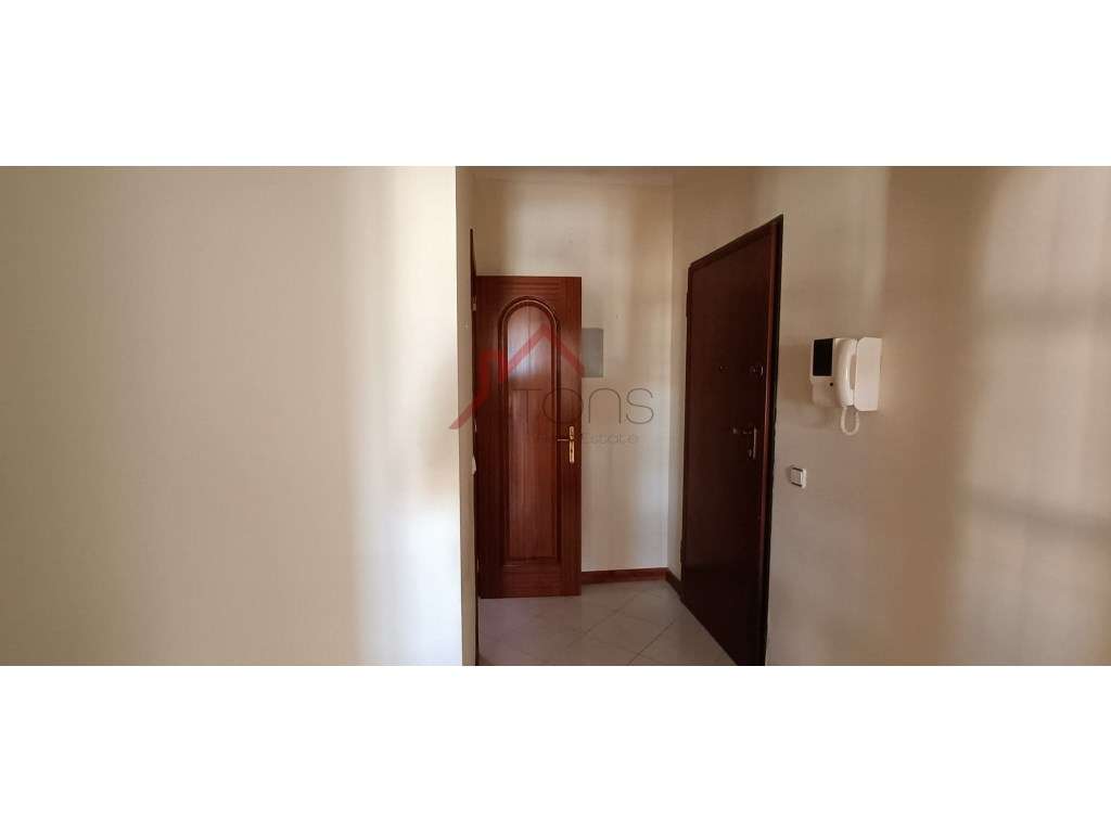 Apartamento T3 usado com elevador e garagem em Portimão, centro da ...-7