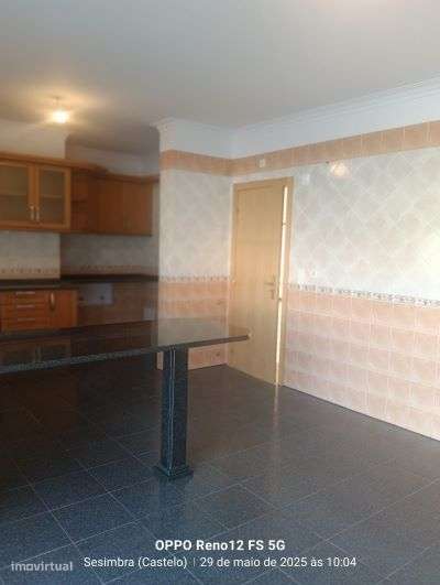 Moradia T4, localizada na zona da Cotovia, em Sesimbra-31