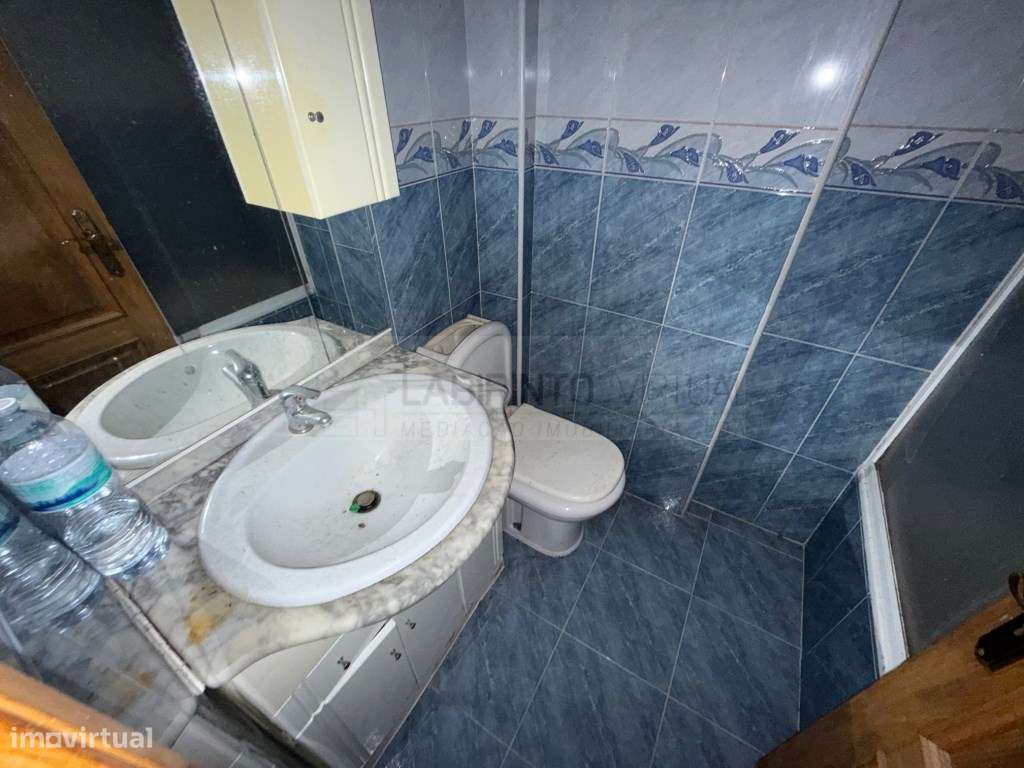 Vende-se T2 em Benfica - Lisboa-8