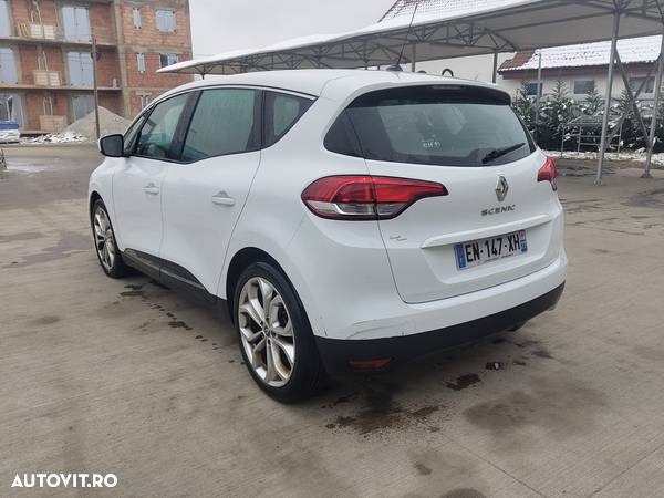 Renault Scenic dCi 110 LIMITED - 4