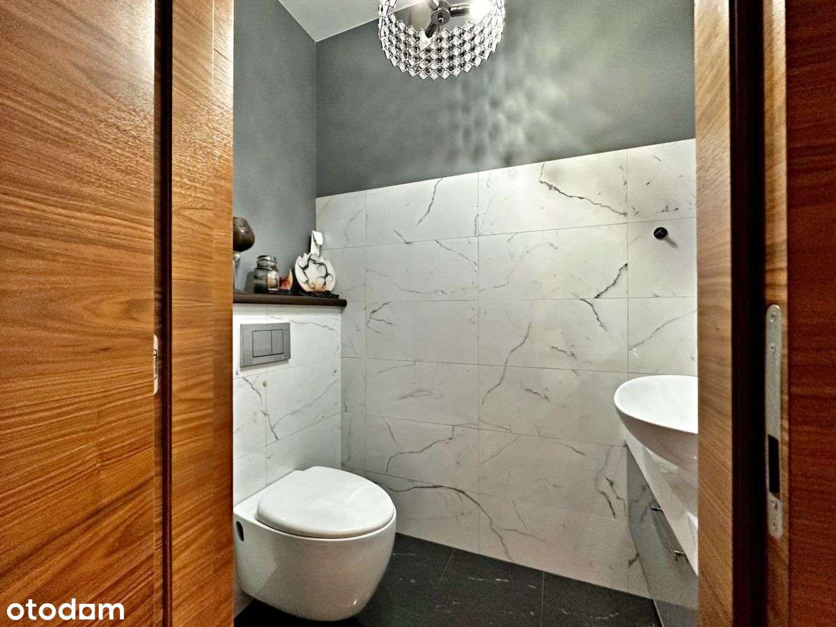 Atrakcyjny, zadbany dom z ogrodem w Cekanowie-14