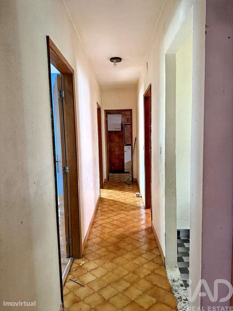 Andar de moradia T4 em Sé, Santa Maria e Meixedo de 170 m2 - Grande imagem: 3/27