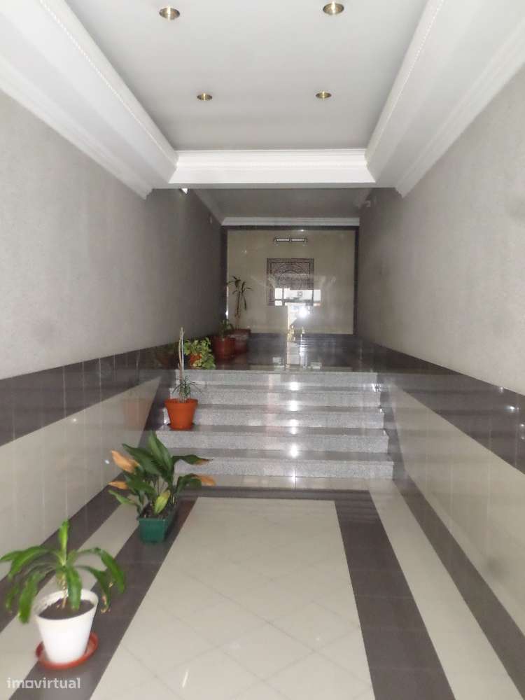 Excelente apartamento T2 : apresente-nos a sua proposta-10