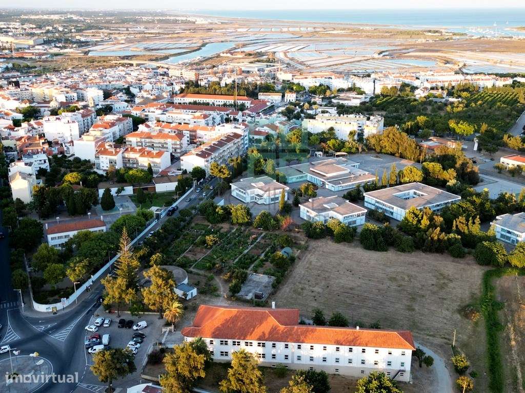 Lote com projeto aprovado, piscina e vistas de mar, centro de Tavir...-23