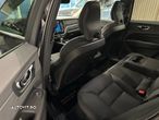 Volvo XC 60 B4 MHEV AT8 AWD Momentum - 22