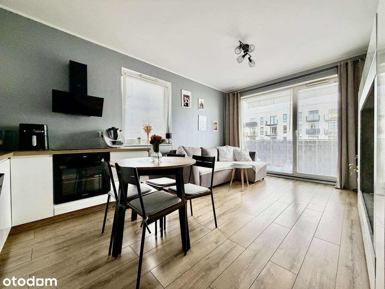 3-pokojowe mieszkanie z balkonem | Hala Garażowa | Komórka lok-5