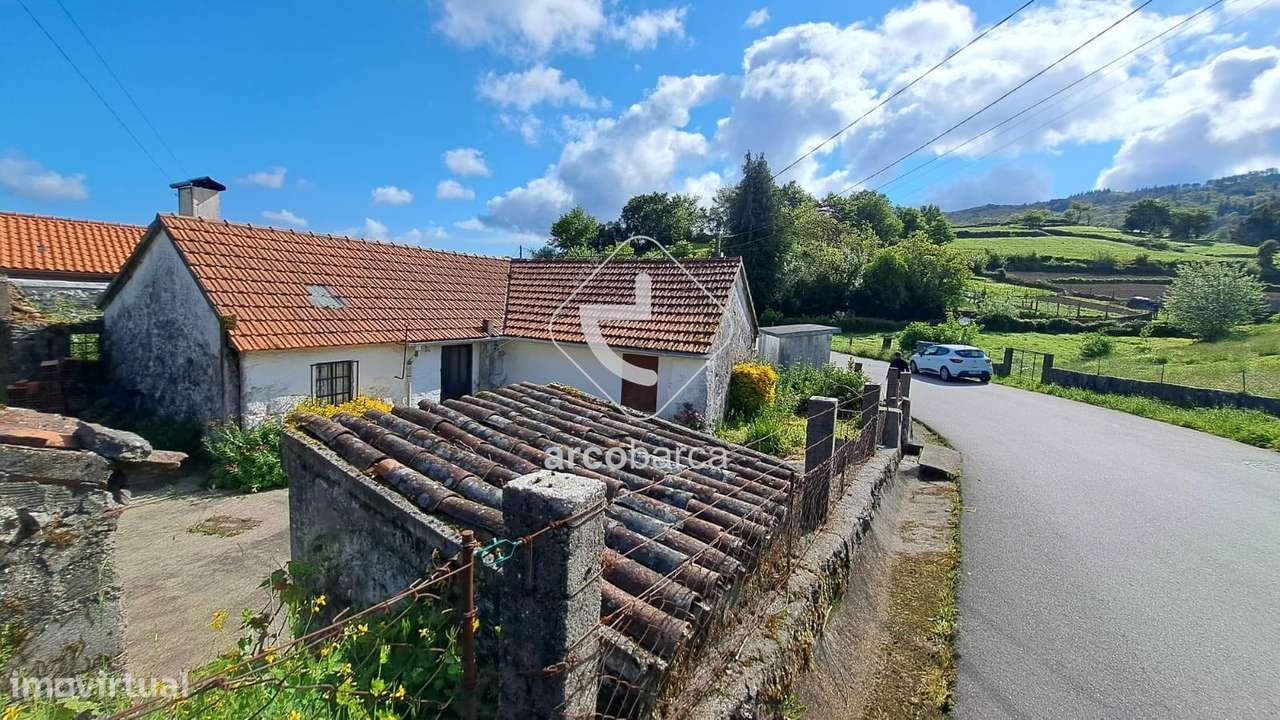 Moradia T1 habitavél c/terreno e anexo,segunda casa em pedra p/reabili-13