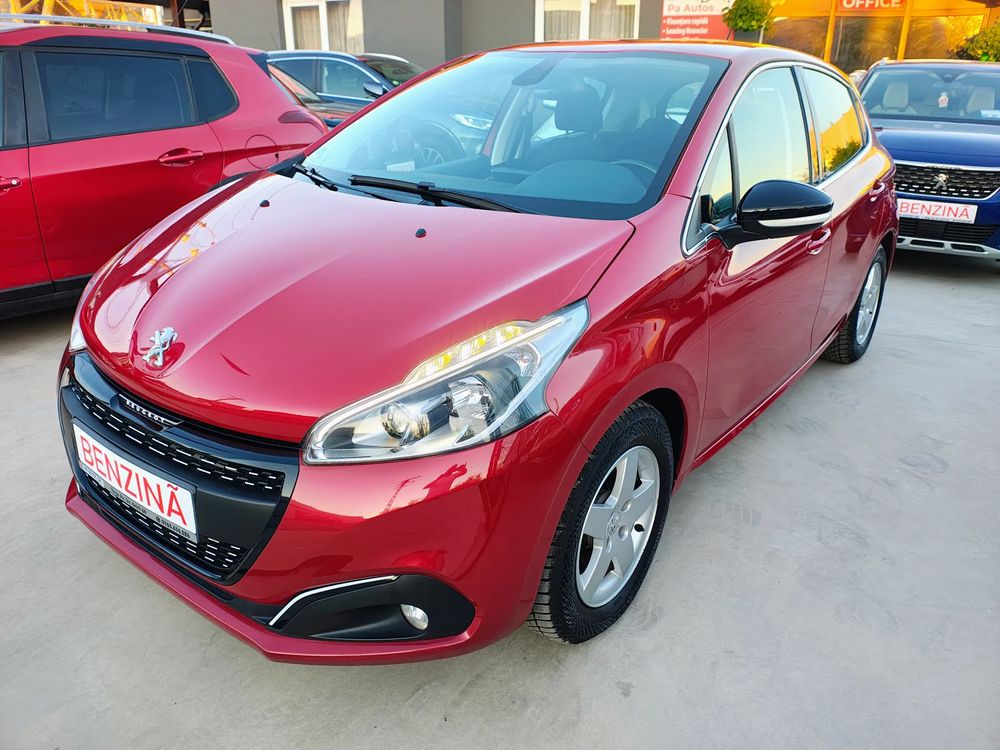 Peugeot 208 I [2012 - 2019] PureTech 110 Stop & Start Allure 2017