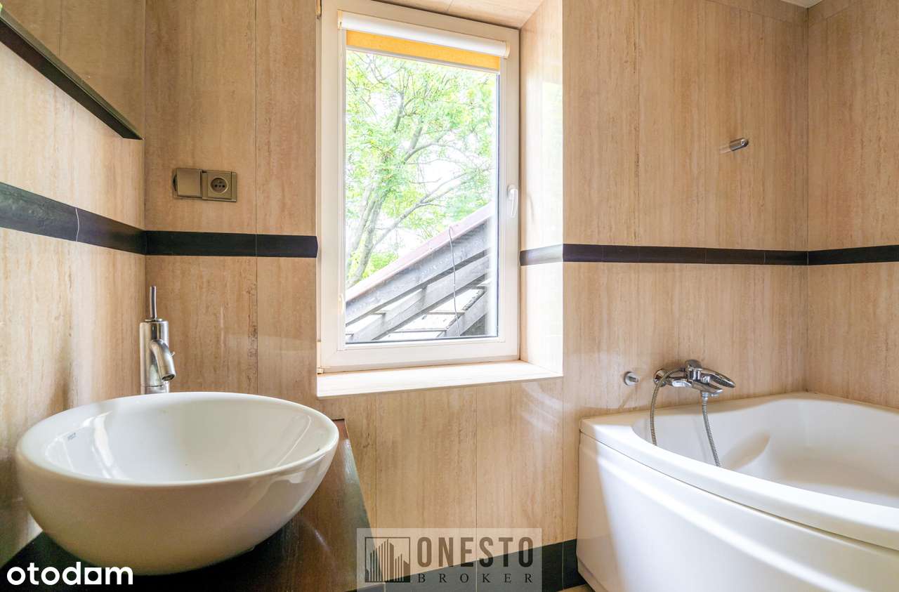 Dom 5 sypialni 2 łazienki kominek +  sala kinowa! blisko Centrum-14