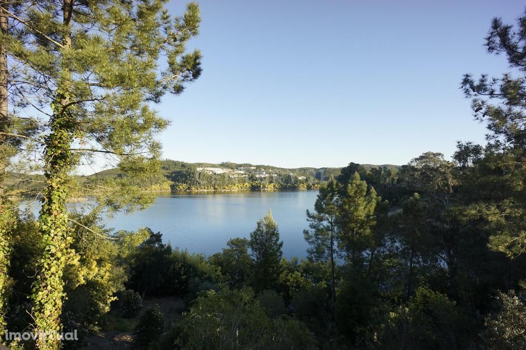 Moradia de Charme com vista privilegiada e acesso privativo à barragem