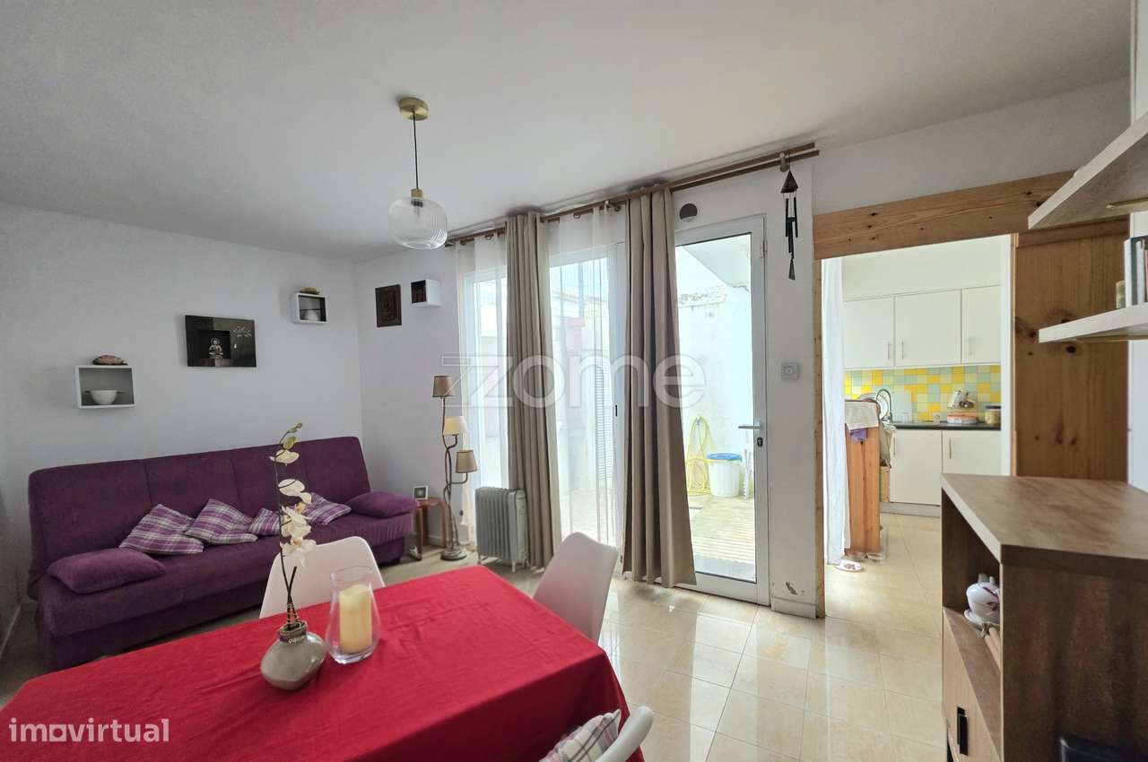 Moradia T2 com vista mar - Fenais da Luz-5