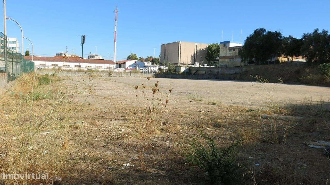 Terreno para Hotel, junto ao Aeroporto Lisboa e 2ªCircular.-23