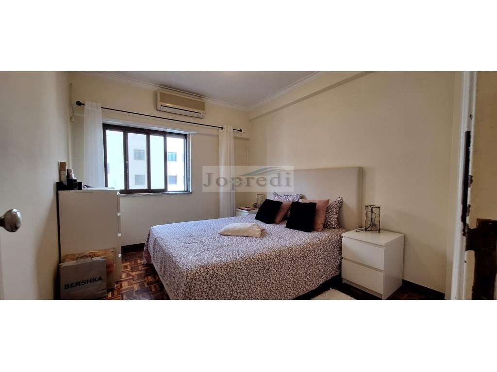 Apartamento T2 com arrecadação-9