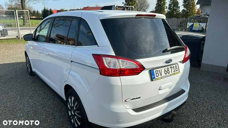 Ford Grand C-MAX - 4