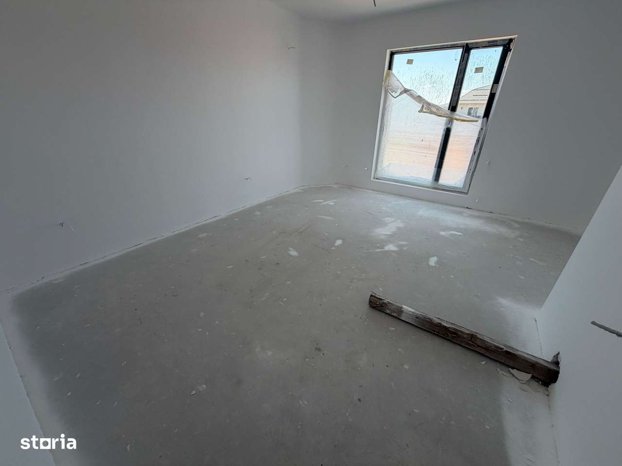 CASA TRIPLEX - RATE DEZVOLTATOR, TOATE UTILITATILE, COMISION  0%-3