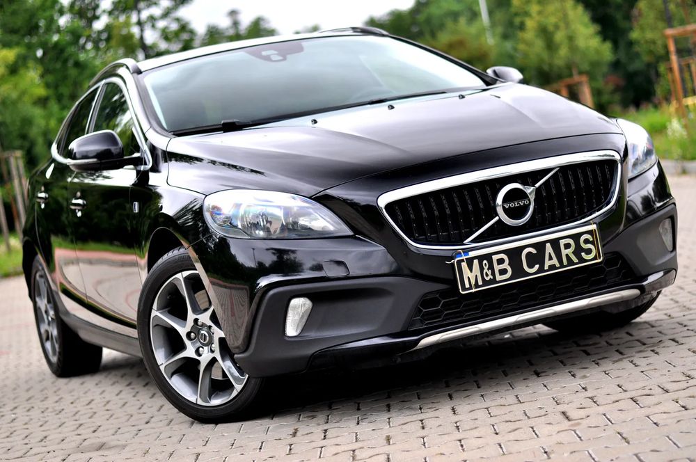 Volvo V40 II (2012-) D3 Drive-E Ocean Race 2016