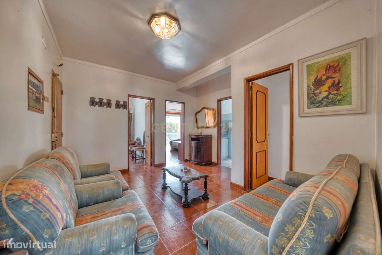 MORADIA MULTIFAMILIAR NO CENTRO DE AZAMBUJA - Grande imagem: 5/51