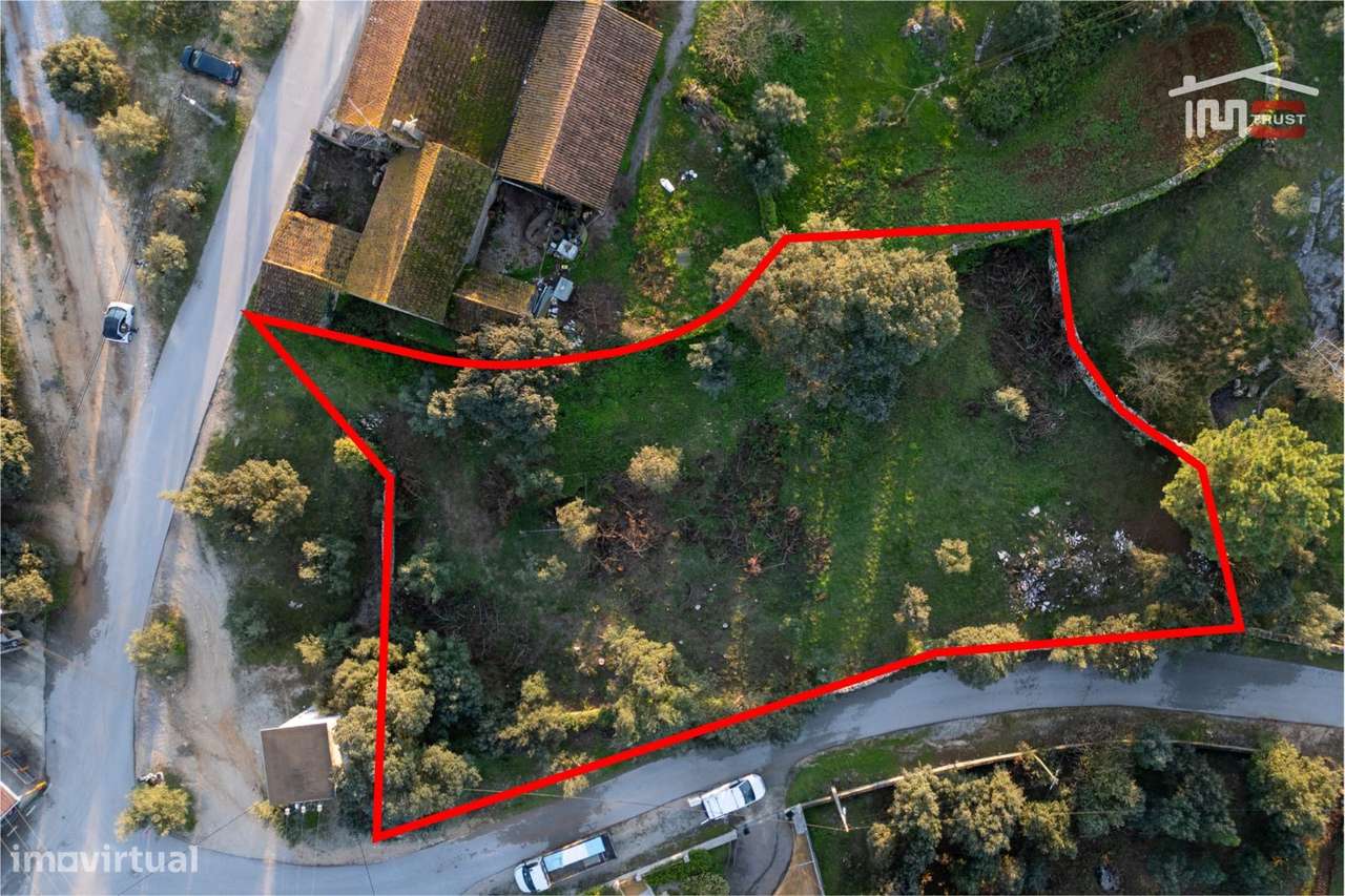 Terreno para construção com 1679 m2 a 4 kms de Fátima - Grande imagem: 2/12