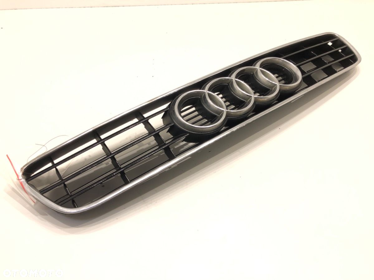 ATRAPA GRILL AUDI A3 (8L1) 1996 - 2006  8L0807683 - 2